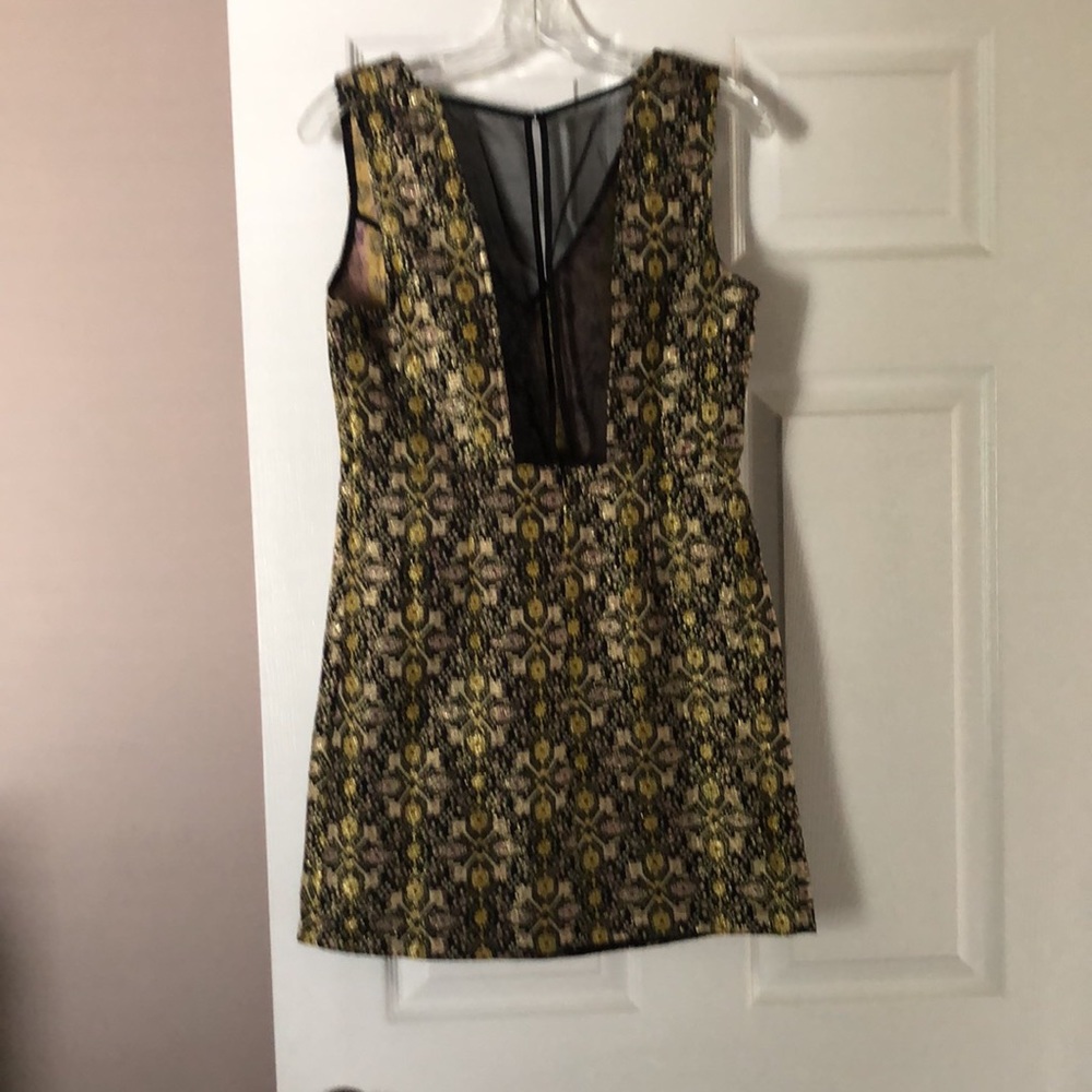 Romeo and Juliet counter Beautiful dress. In great condition - Picture 2 of 5